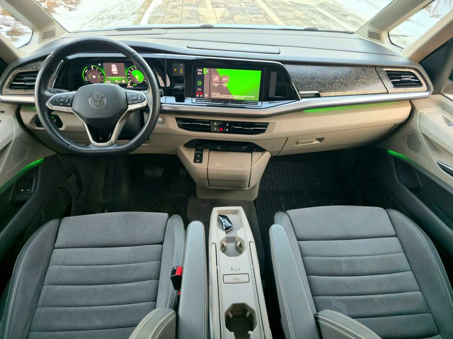 VOLKSWAGEN Multivan 2022 — imagine 5