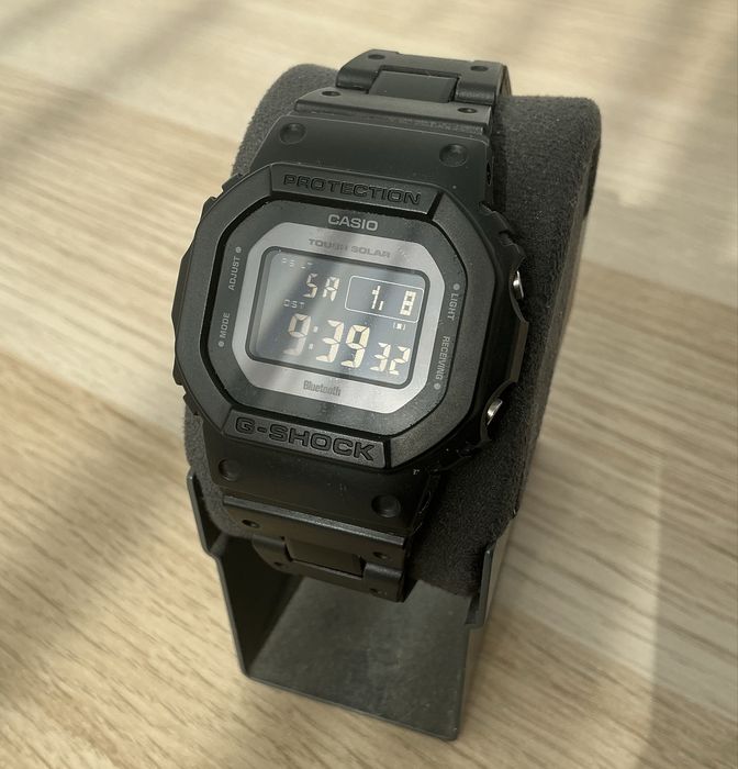 Casio G-Shock GW-B5600BC-1BER Bluetooth Tough Solar. Nu fac schimburi.