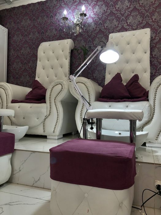 Сдается место для мастера маникюра