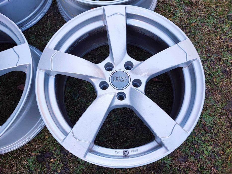 VW/Фолксваген; Audi/Ауди - 19 цола 5x112; 4 бр. лети джанти