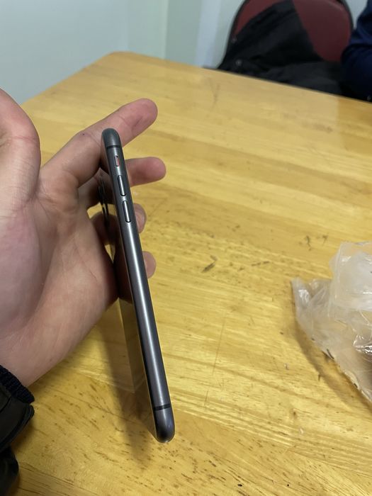 Айфон 11 128гб идеал