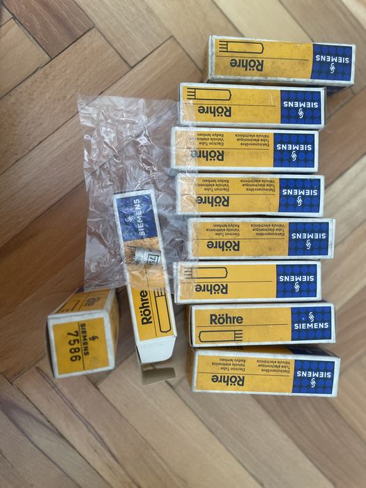 Аудио триодна лампа SIMENS 7586