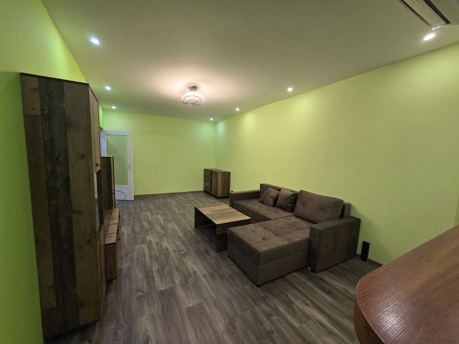 Дава се под наем Двустаен апартамент в София, Хаджи Димитър - 70 кв.м за 598.23 € - Снимка #2