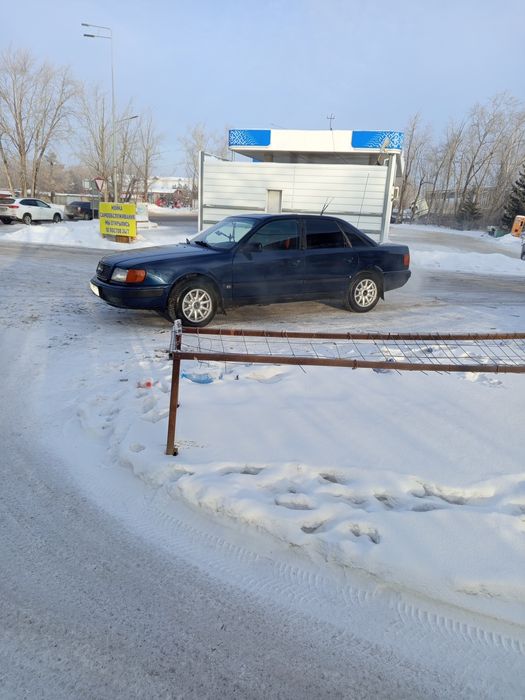 Продам Ауди 100.