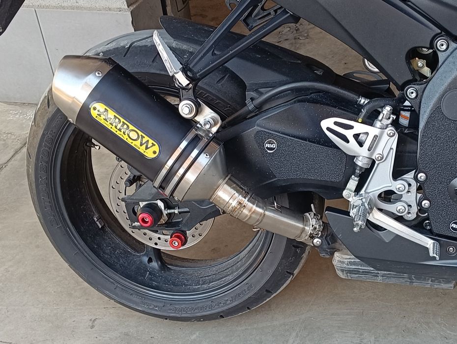 Спортно гърне за мотор Arrow