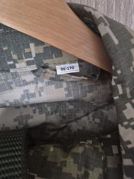Продам форму военную