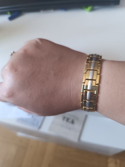 Дамска магнитна гривна