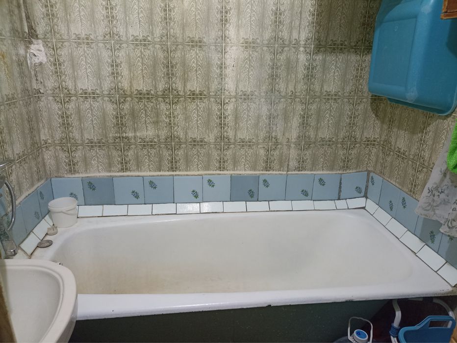 Продаётся квартира Сергели-2. 3/5/5  балкон 2*6.