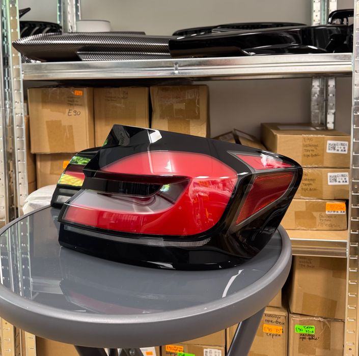 Комплект Тунинг Стопове BMW F10 (2010-2016) - Динамични Мигачи М Визия