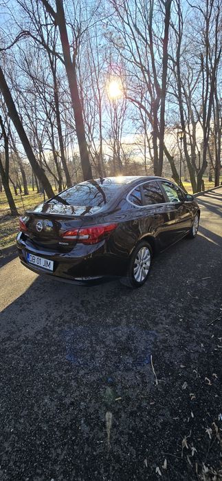 Opel Astra J 2014