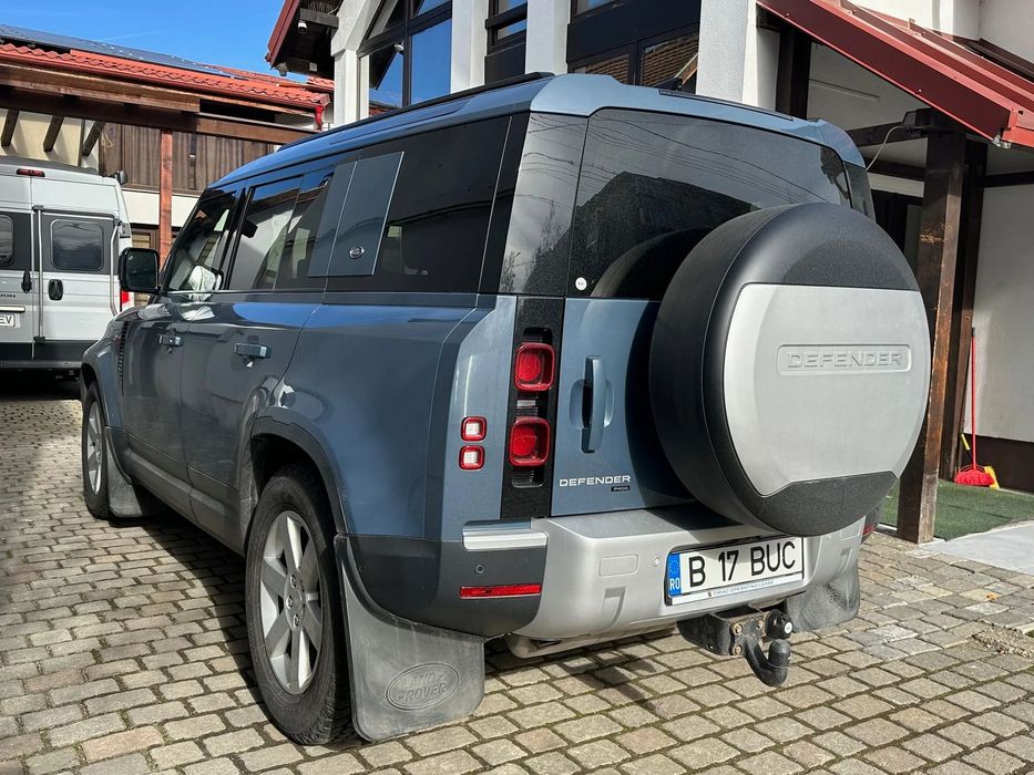 Land Rover Defender 2021 benzină, 54.000 € — imagine 3