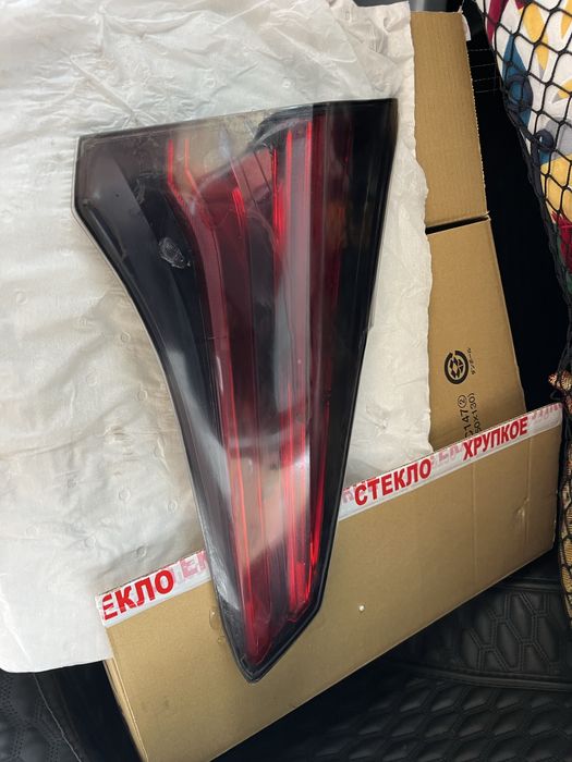 Фонарь задний Rav 4