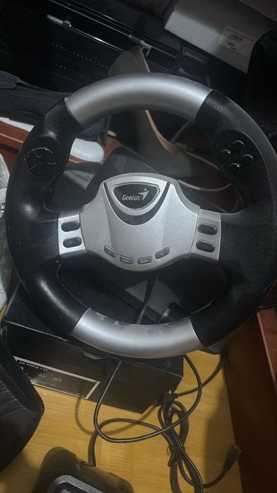 продаётся руль для видео игры
