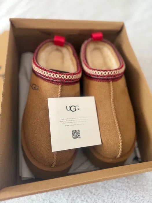 UGG TAZZ 36 maro