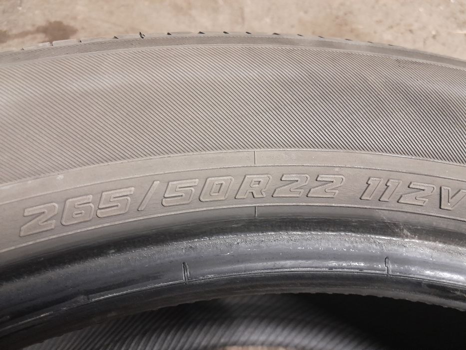 Продам шины 265/50/22