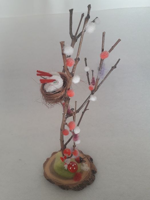 Пролетно дърво с мартеница - декорация