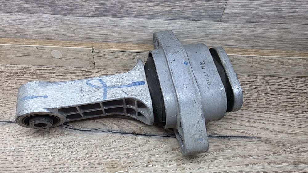 Продам подушки нексия 3