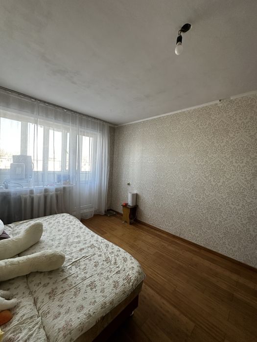 Продается 2 комнтная квартира