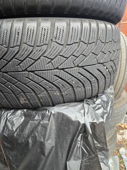 2бр. 225 55 17 Kumho зимни.