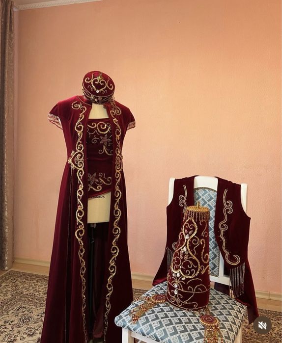 Прокат на Узату все есть (комзол, корсет,тақия сәукеле)