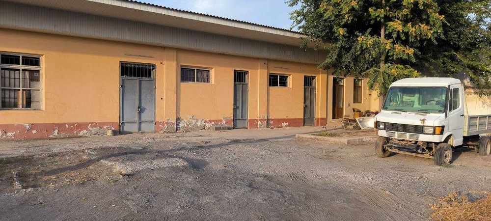 Омборхона ҳамда ишлаб чиқаришга берилади. Склад, База.