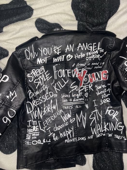 Женская кожанная куртка