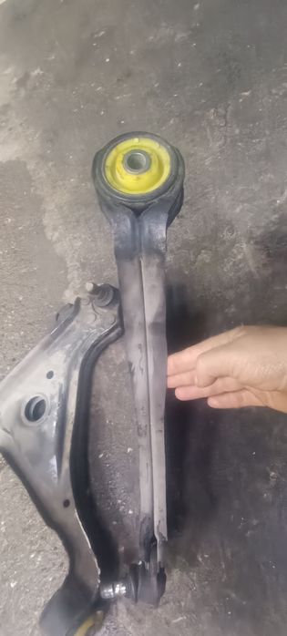 Рычаг перед Omega B (рест)