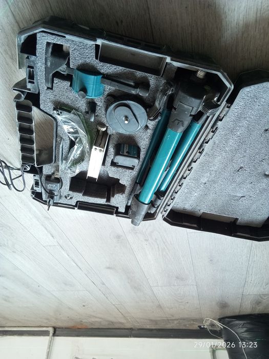 Продам Лазерный уровен