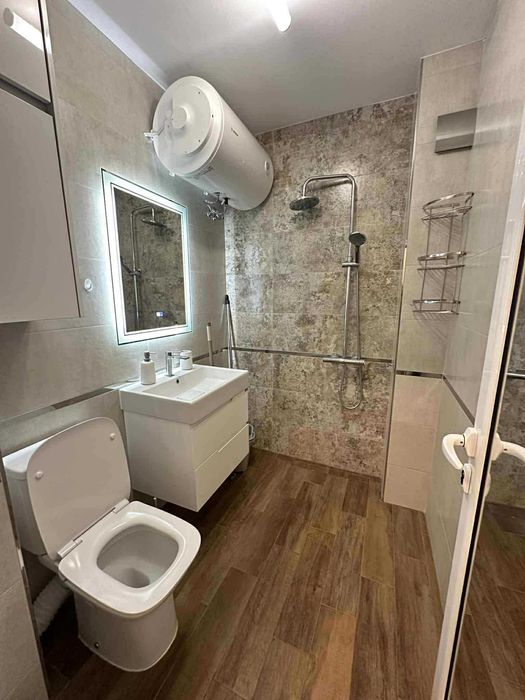 Дава се под наем Двустаен апартамент в Пловдив, Център - 75 кв.м за 459 € - Снимка #7