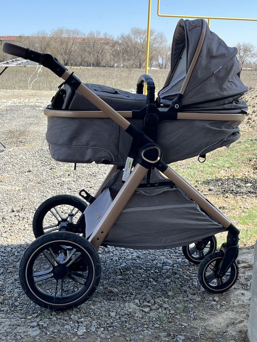 Коляска-люлька в отличном состоянии