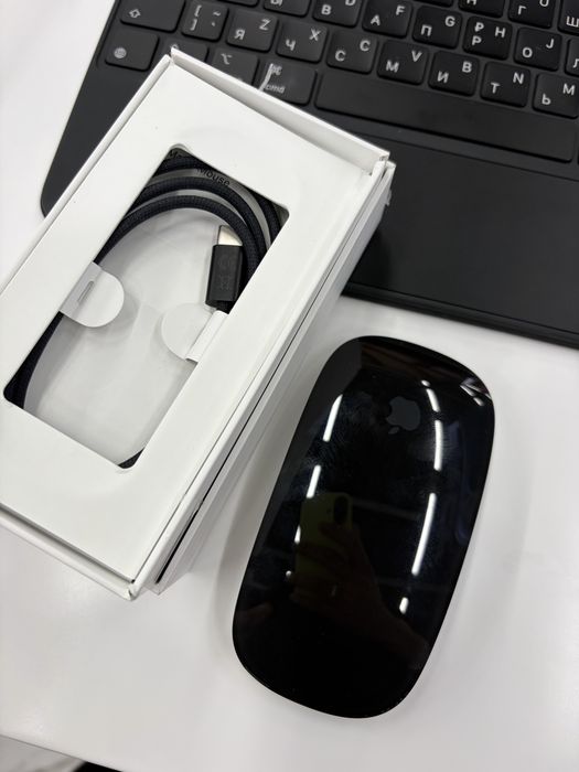 Продаю Magic Mouse Black