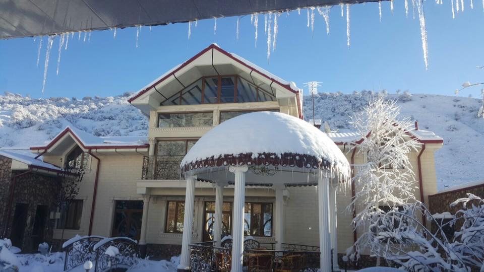 Дача посреди гор Акташа,живая природа.