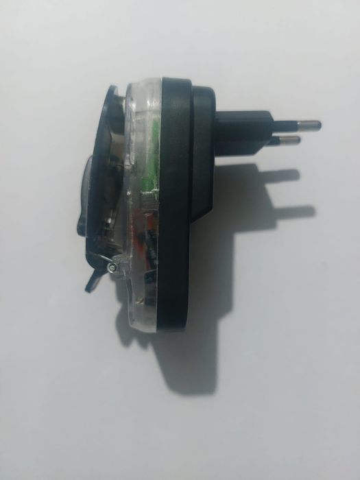 Универсальная зарядка