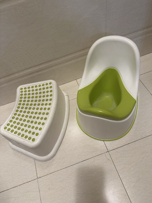 Продам горшок и подставку