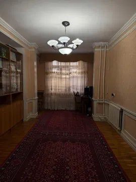 Срочно!Квартира на Дружба Народов -метро Миллий бог 2*3/3/9 общ пл 75м