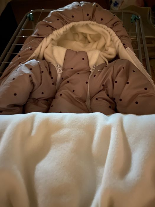 Продам конверт для новорожденного .