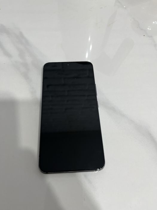 Продам телефон Samsung s22