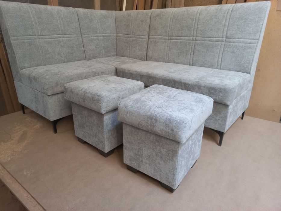 Мягкий уголок для кухни