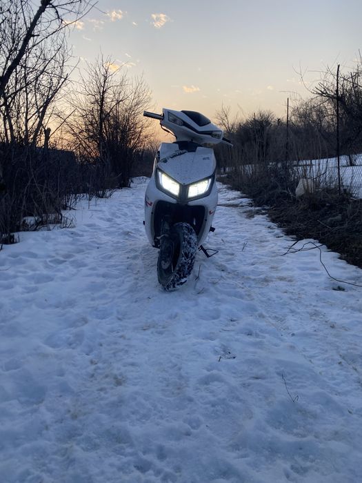 Мопед м8 125 куб Срочно