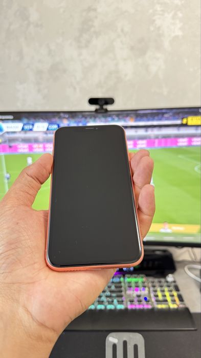 IPhone 11 и IPhone XR