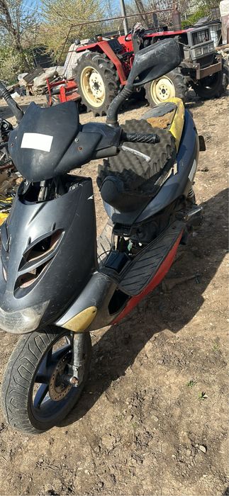 Vand aprilia sr 125 2 timpi