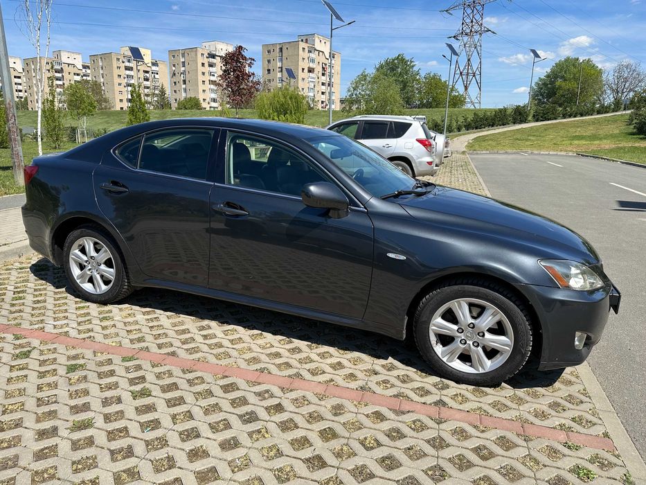 Lexus IS 220d de vânzare
