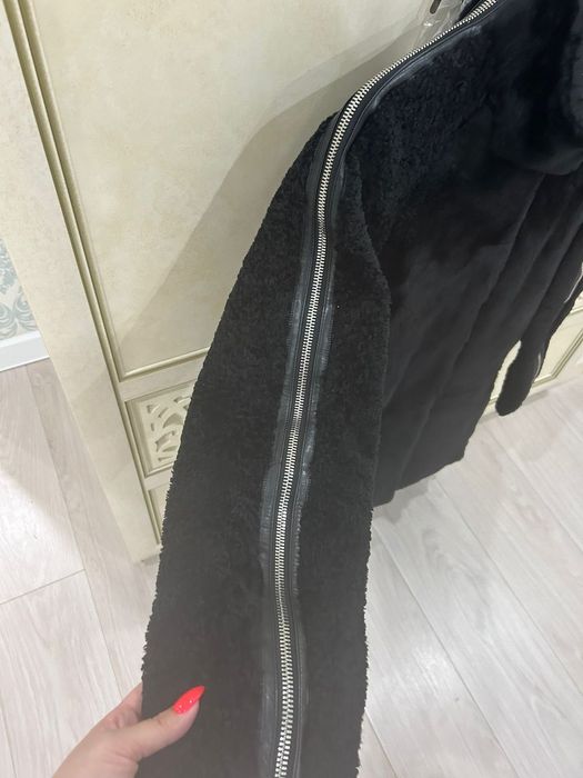 Продам шубу  !!!