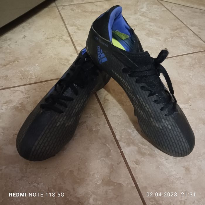 Мъжки бутонки адидас