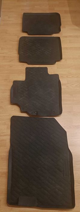 Covorașe din cauciuc pentru Suzuki Sx4 Scross 2021