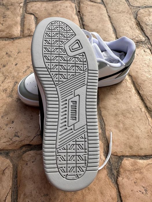 Sneaker Puma Low Caven  nr 40 Noi