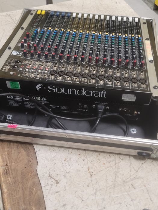 Soundcraft M12 mixer pasiv