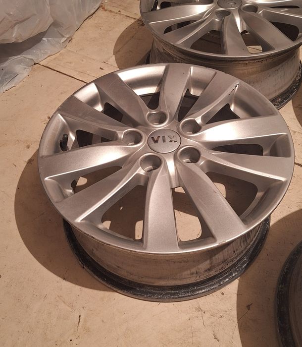 Продам диски оригинал КИЯ