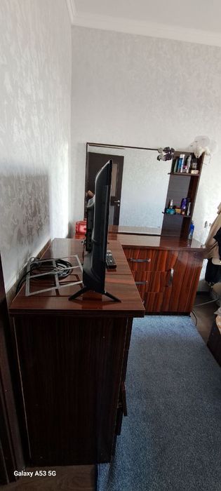 Dom sotiladi 4-qavatda