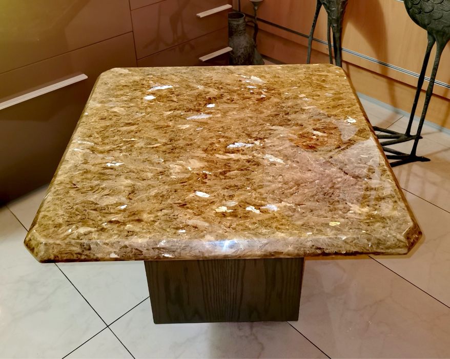 Антикварна каменна маса за кафе от Hohnert Design 65 х 65 х 40 см.